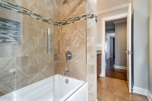 6908 Tonty Ave, Chicago IL 60646-1337 exterior