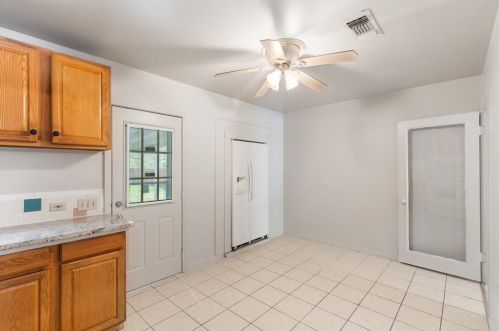 2134 Amherst Ave, Dallas TX 75235-3107 exterior