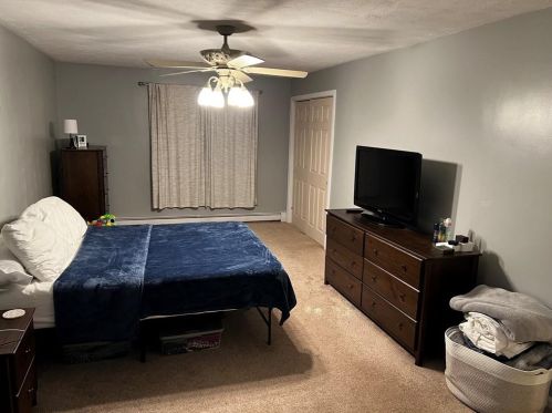 28 Primrose Ln, Providence RI  02919-2800 exterior