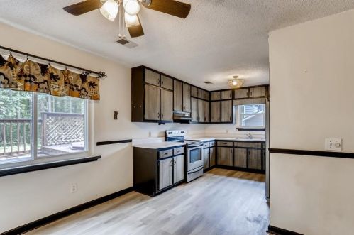 2073 Pond Rd, Duluth GA exterior