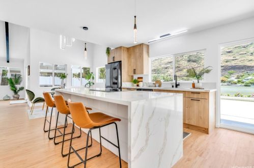 6847 Niumalu Loop, Honolulu HI 96825-1642 exterior