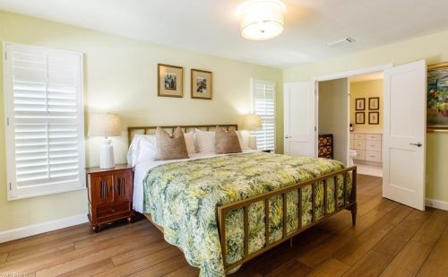 2218 Kings Lk Blvd, Naples FL 34112-5328 exterior