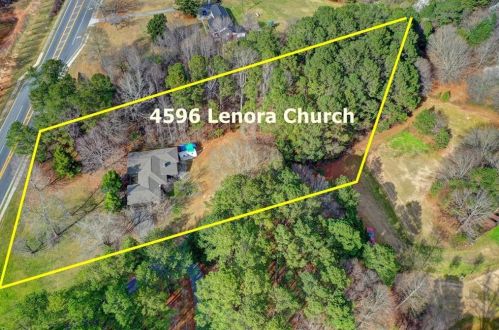 4596 Lenora Church Rd, Lithonia GA 30039-5626 exterior