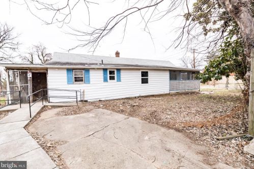 1204 48th St, Washington DC  20019-3927 exterior