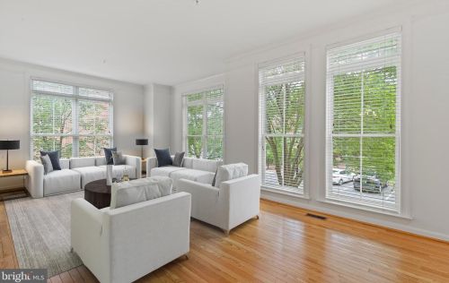 252 Murtha St, Alexandria VA 22304-8613 exterior