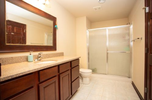 3998 Kimberly Ave, Milwaukee WI 53221-4553 exterior