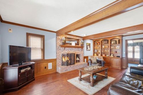 2587 Rossmoor Dr, Pittsburgh PA 15241-2581 exterior