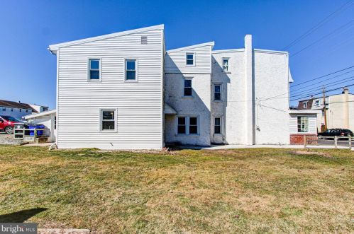 1120 Center Ave, Pottstown PA 19464-5802 exterior