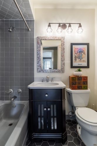 1058 Catalpa Ave, Chicago IL 60640-1519 exterior