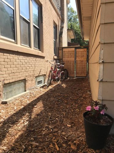 1304 Juneau Ave, Milwaukee WI 53233-1208 exterior