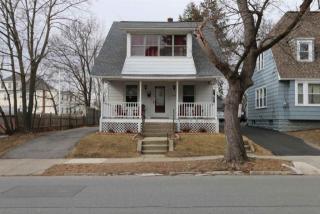 1019 Dean St, Schenectady NY  12309-5719 exterior