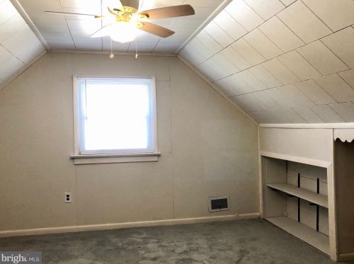 1152 Lower Fry Rd, Trenton NJ 08618-1831 exterior