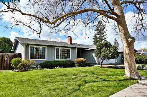 1869 Larkspur Ct, Concord, CA 94519-1104