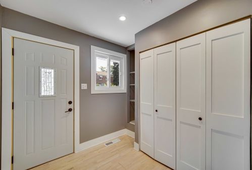 1941 97th St, Chicago IL  60617-4718 exterior