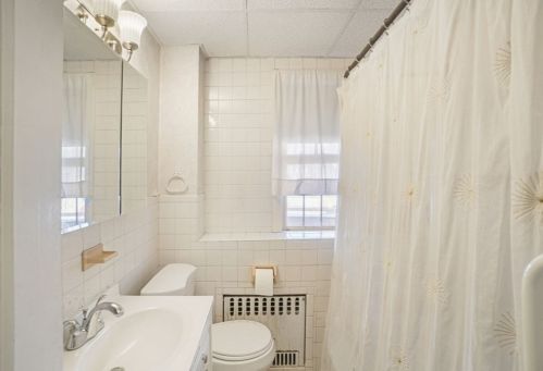 58 Dunster Rd, Boston MA 02467-2343 exterior