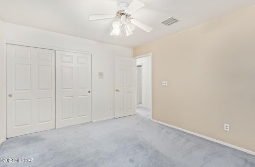 8040 Prickly Poppy Dr, Tucson AZ  85715-4350 exterior