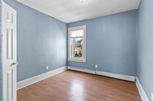 22 Dean St, Woonsocket RI  02895-1314 exterior