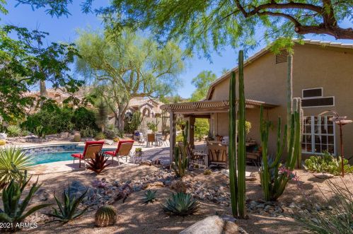 1552 Briarwood Ter, Phoenix AZ 85048-0514 exterior