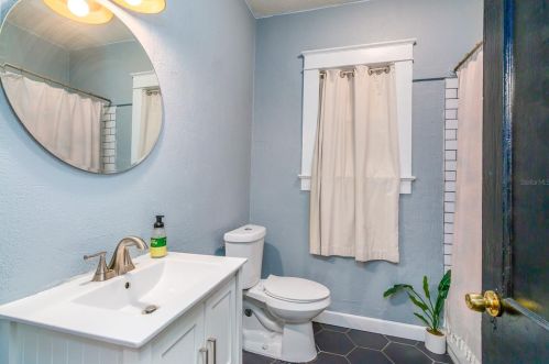 10012 Annette Ave, Tampa FL 33612-6826 exterior