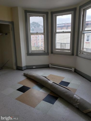 1224 28 St, Philadelphia PA 19146-3727 exterior