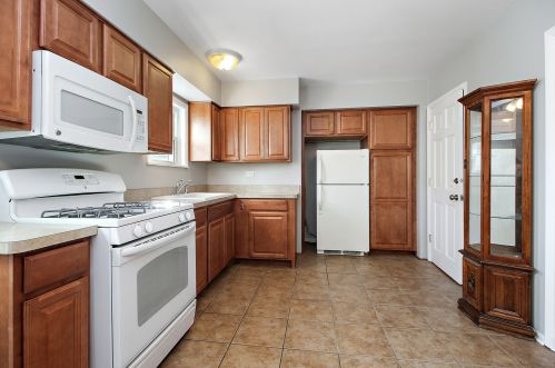 4724 81st St, Chicago IL 60652-2002 exterior