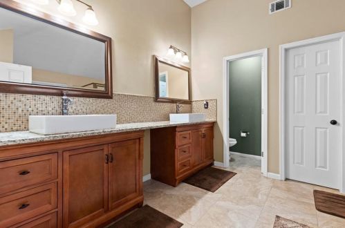 5961 Duren Mdw Dr, Lithonia GA 30058-3592 exterior