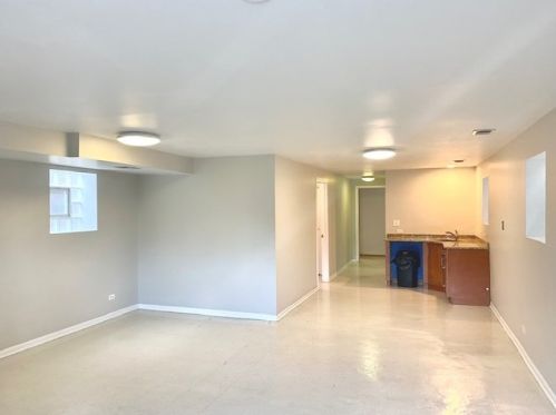 4806 Linder Ave, Chicago IL 60641-3250 exterior