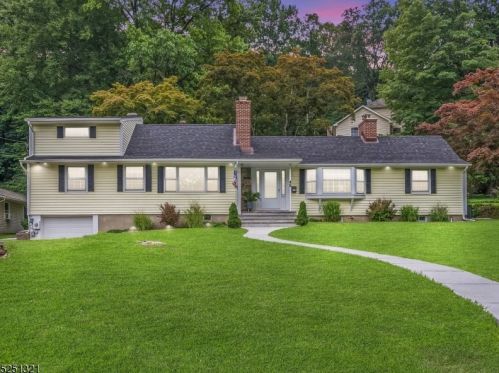 45 Summit Trl, Sparta NJ  07871-1430 exterior