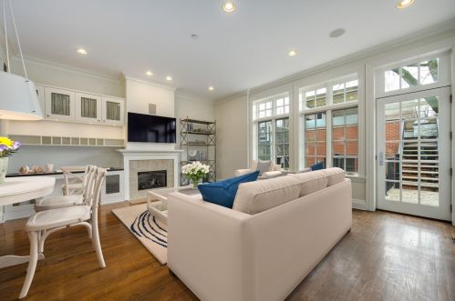 1121 Lill Ave, Chicago IL 60614-2107 exterior