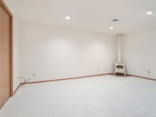 2254 Knuell St, Manitowoc WI 54220-0907 exterior