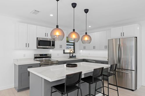 235 20 St, Boca Raton FL 33431-8013 exterior