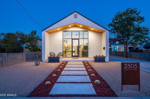 2505 14th St, Phoenix AZ 85006-1120 exterior