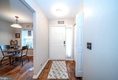 1044 Putnam Blvd, Media, PA 19086-6747