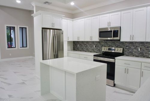 3346 56 Ave, Naples FL 34120-2824 exterior