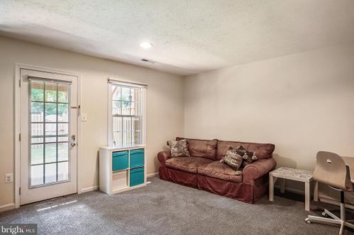 7707 Heatherton Ln, Rockville MD  20854-3212 exterior