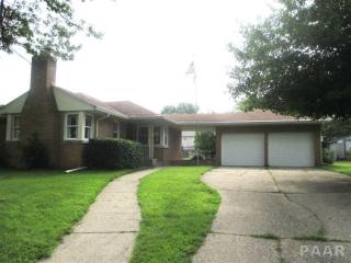 1502 9th St, Pekin, IL 61554-2109
