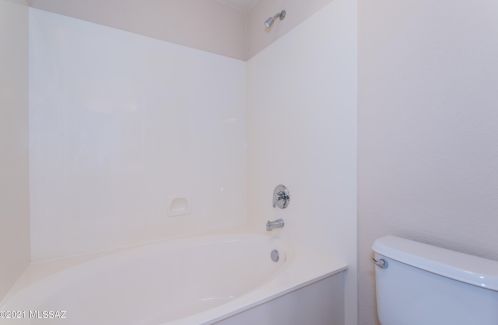 9558 Marsh Wren Pl, Tucson AZ 85742-8455 exterior