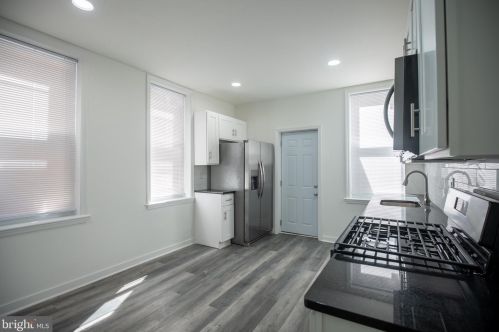 5148 Hazel Ave, Philadelphia PA 19143-1526 exterior