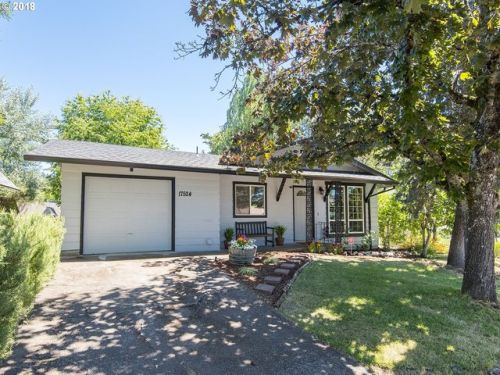 17524 Cook St, Portland, OR 97267-6122