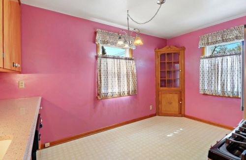 4803 Fillmore Dr, Milwaukee WI 53219-2365 exterior