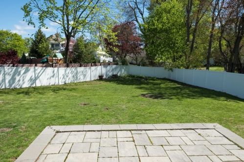 12 Collins St, Danvers MA 01923-2623 exterior