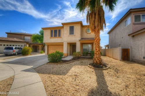 7496 Arizona Madera Dr, Tucson, AZ 85747-5703