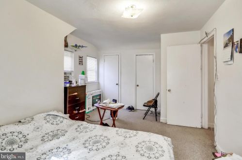 8120 Roanoke Ave, Silver Spring MD 20912-6278 exterior