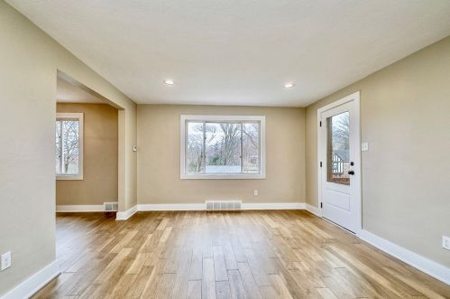 119 Columbia Dr, Pittsburgh PA  15236-4428 exterior