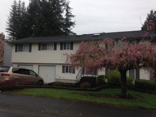 11129 157th Ave, Redmond, WA 98052-2661