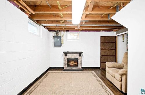 151 Ter St, Duluth MN 55811-4635 exterior