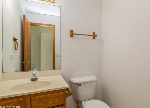 715 Carlisle Dr, Bull Valley IL 60098-4400 exterior