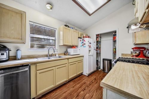 3222 Silver Fls Dr, Humble TX 77339-1939 exterior