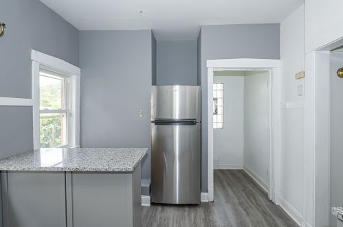 811 9 Ave, Broadview IL 60153-1918 exterior