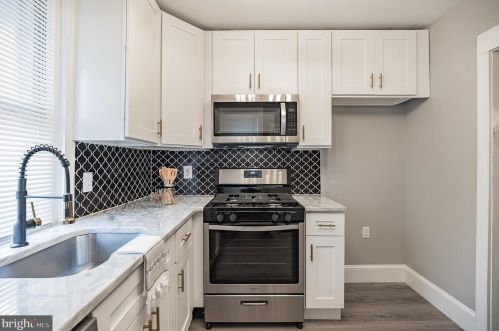 5440 Marvine St, Philadelphia PA 19141-3009 exterior